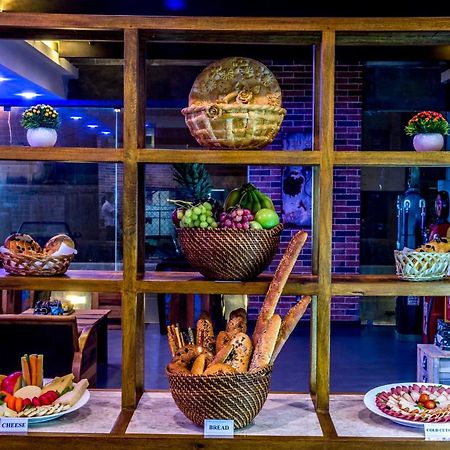 Flowery Holiday Suites 科威特 外观 照片